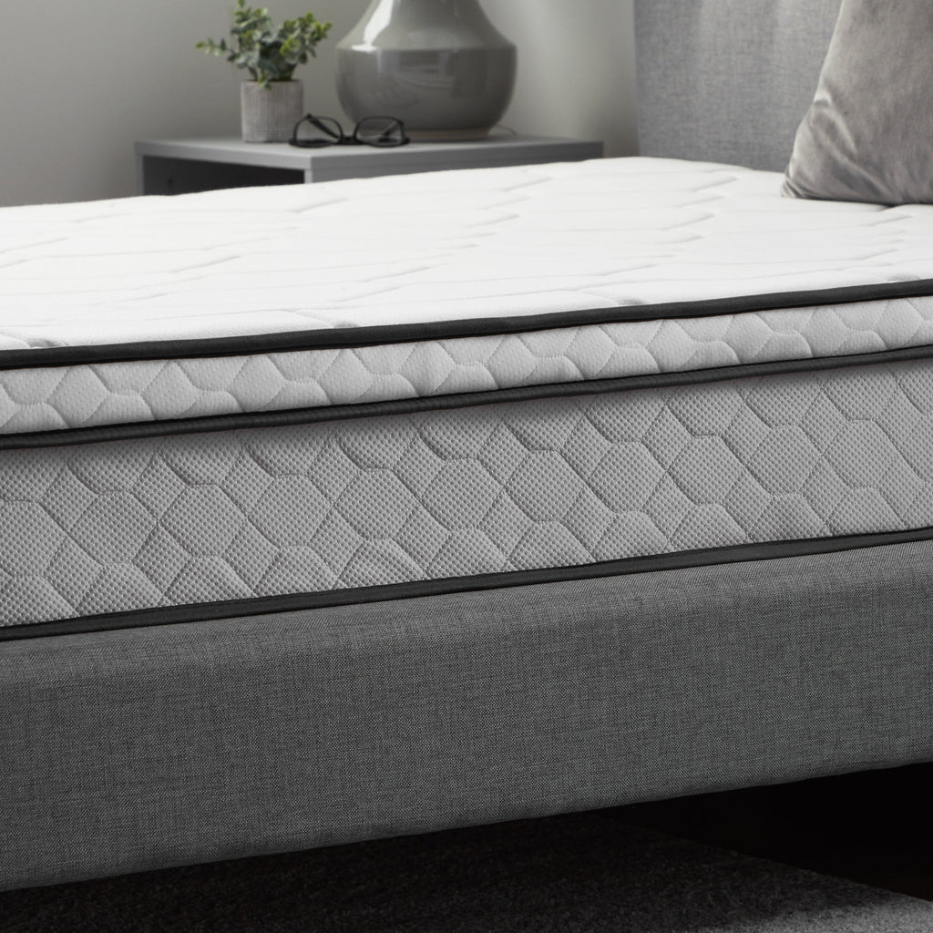 Side view of Neeva 8 inch hybrid plush mattress